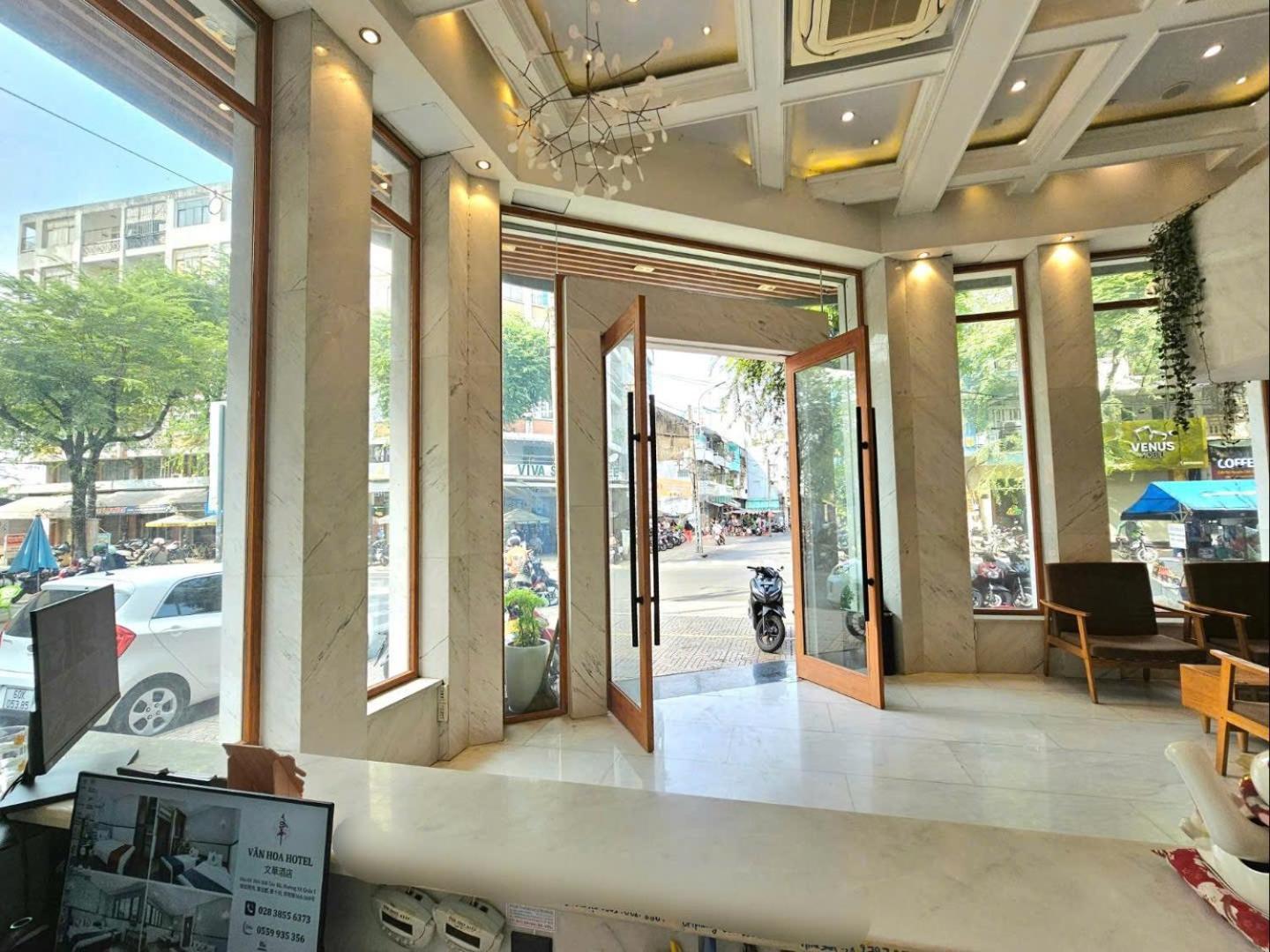 Van Hoa Hotel Thành Pho Ho Chí Minh Esterno foto