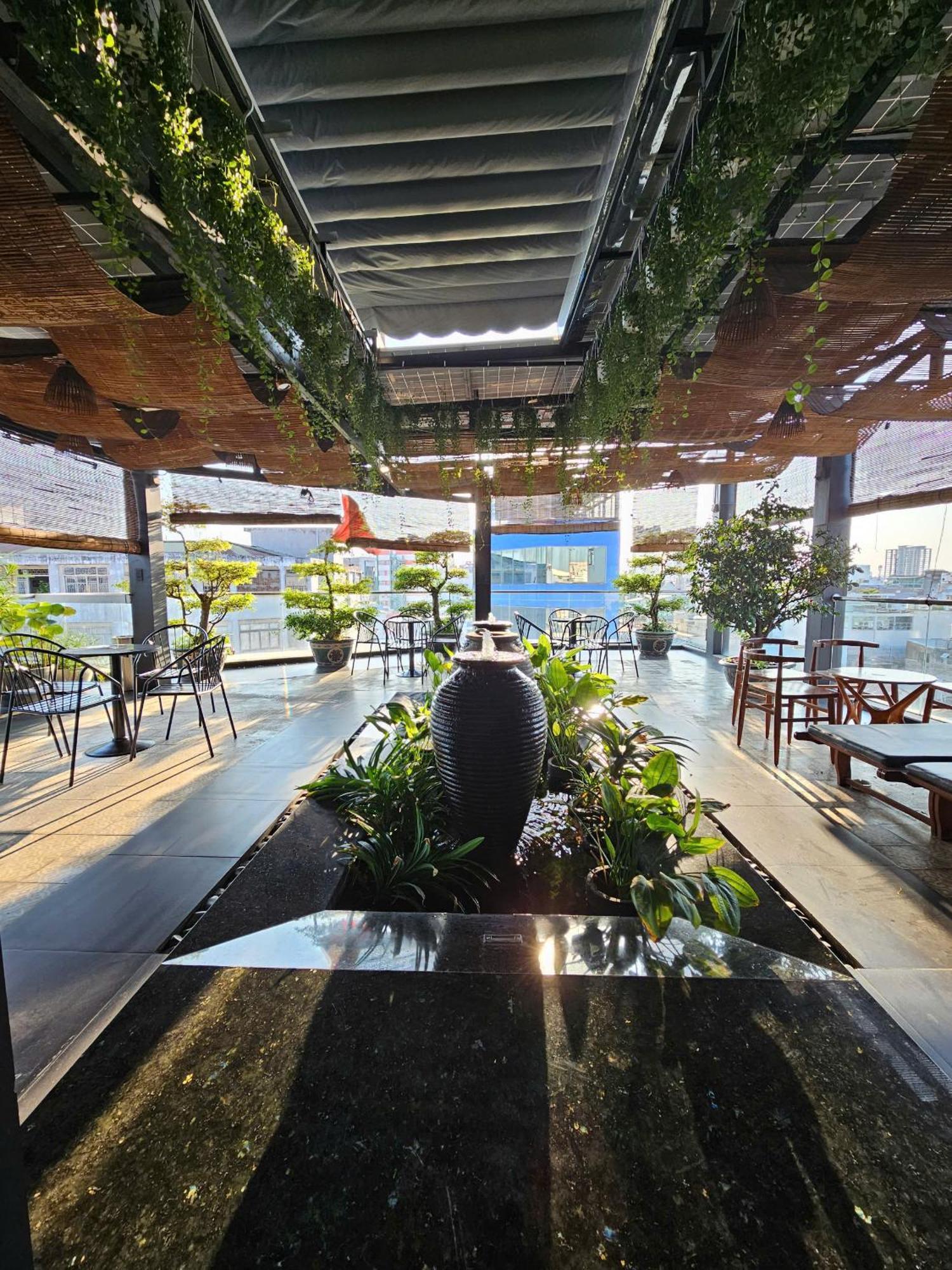 Van Hoa Hotel Thành Pho Ho Chí Minh Esterno foto